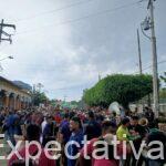 Con la llegada de las bandas de músicos y sus seguidores se dio inicio el 48 Festival Nacional del Porro en San Pelayo entre ellos el «San marquero», Cesar Caro Yepes de Turbaco, Roberto Paez,  entre otros.