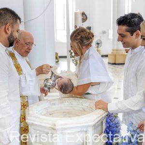 ……. A la pila baustimal de la Iglesia católica San Antonio de Padua de Cerete´ …  fue llevado el niño Jacobo Bitar Sebá, convertido cristiano ……