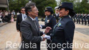 El esfuerzo de este Gobierno ha puesto a la Policía en el 62 % de favorabilidad: presidente Petro