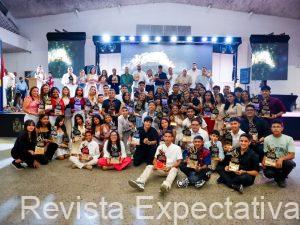 Alcalde Hugo Kerguelén y director del Imder entregaron los premios Laurel de Oro a los mejores deportistas de Montería